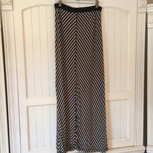 Max Studio maxi skirt